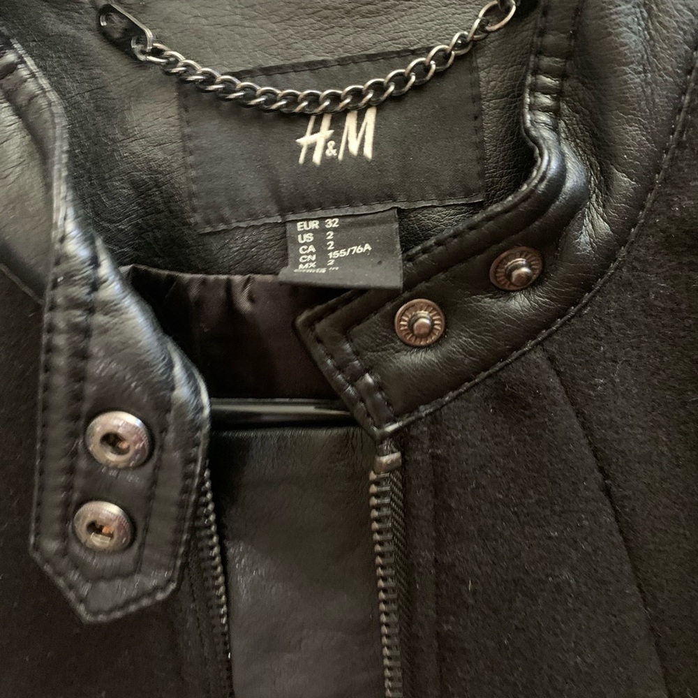 Motorcycle Jacket - Picture 2 of 3